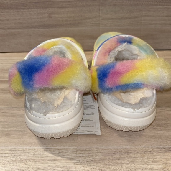 Crocs fur sure clogs - Picture 4 of 11